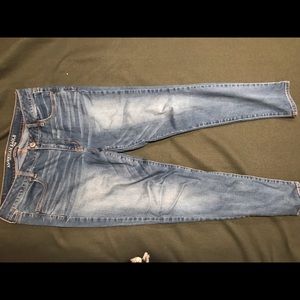 American Eagle blue jeans